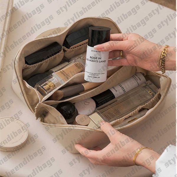 cosmetic bags cases large travel cosmetic bag for women leather makeup organizer female toiletry kit bags make up case storage pouch luxury
cosmetic bags cases large travel cosmetic bag for women leather makeup organizer female toiletry kit bags make up case storage pouch luxury