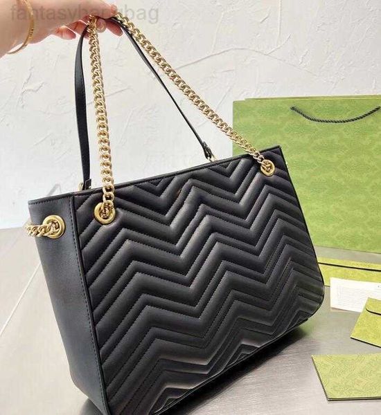 women g classics handbag shoulder bags leather handle plain letter large capacity shopping bag pocket design classical travel purse
women g classics handbag shoulder bags leather handle plain letter large capacity shopping bag pocket design classical travel purse