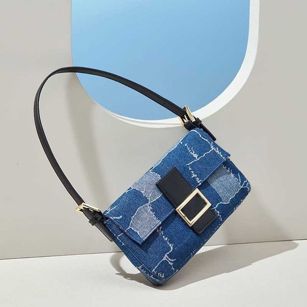fashion brand handbag women's underarm evening bag designers wallet 2023 new luxury f-button denim canvas stick casual and versatile ha
fashion brand handbag women's underarm evening bag designers wallet 2023 new luxury f-button denim canvas stick casual and versatile ha