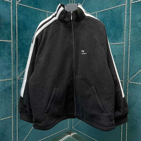 winter fleece coat mens jacket bb embroidered zipper cardigan parka blacg designer jackets men women windbreaker oversize sweatshirt, Black;brown
winter fleece coat mens jacket bb embroidered zipper cardigan parka blacg designer jackets men women windbreaker oversize sweatshirt, Black;brown
