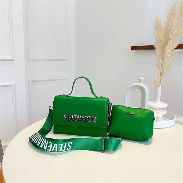 fashion brand handbag bag women's 2023 new trend fashion messenger bag small design versatile one-shoulder portable
fashion brand handbag bag women's 2023 new trend fashion messenger bag small design versatile one-shoulder portable