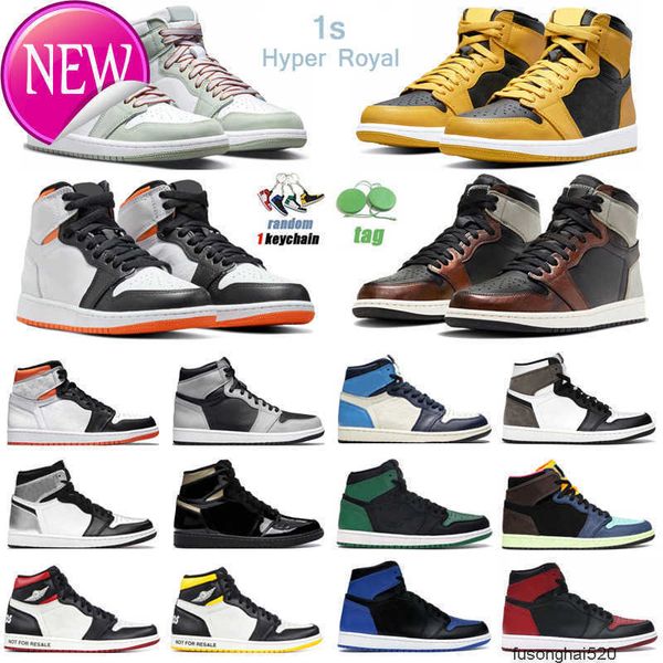 2022 r 1s high og basketball shoes for men women 1 hyper royal university blue electro orange shadow 2.0 gym red mens jordens jordon g8c1, Black
2022 r 1s high og basketball shoes for men women 1 hyper royal university blue electro orange shadow 2.0 gym red mens jordens jordon g8c1, Black