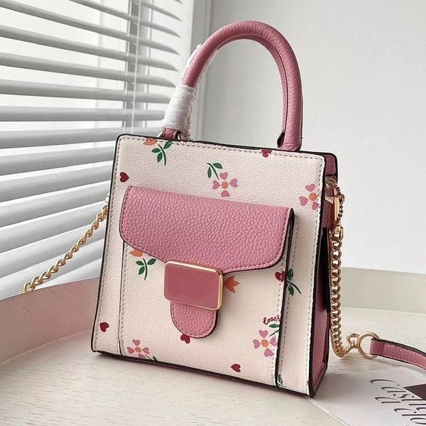 2023 c-brand ladies handbag women designer bag tote wallet purse shoulder crossbody luxury bag portable sumptuous vintage charm with logo gi
2023 c-brand ladies handbag women designer bag tote wallet purse shoulder crossbody luxury bag portable sumptuous vintage charm with logo gi
