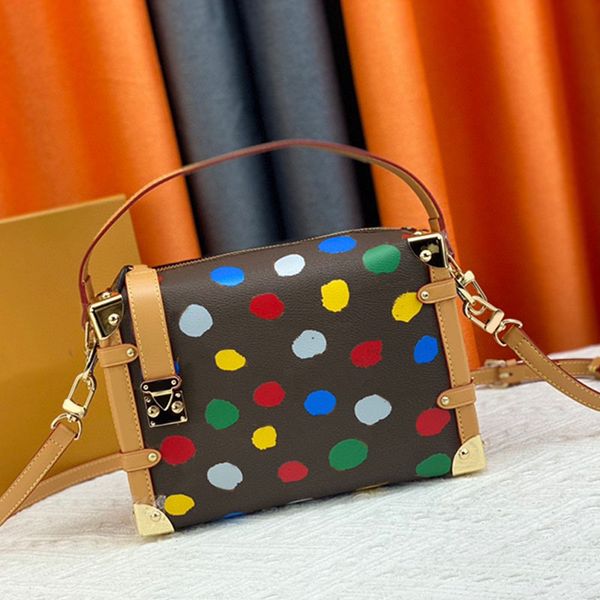 evening bags large capacity tote bag travel pillow bag handbag purse classic letter cowhide genuine leather dot screen printing removable sh
evening bags large capacity tote bag travel pillow bag handbag purse classic letter cowhide genuine leather dot screen printing removable sh