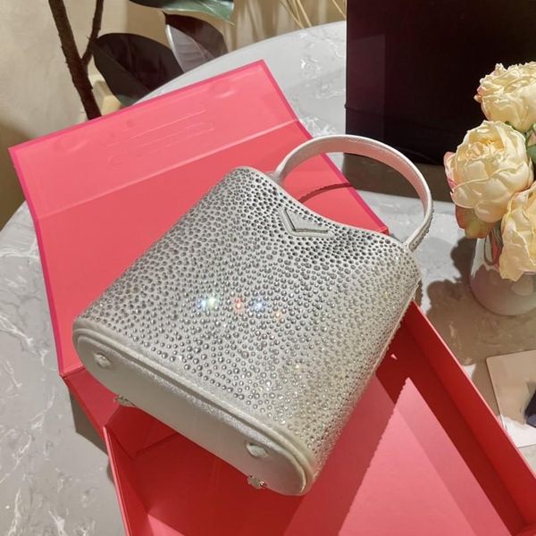 designer artificial diamond handbag crossbody tote bags luxury shoulder handbags cross body shopping wallets with box
designer artificial diamond handbag crossbody tote bags luxury shoulder handbags cross body shopping wallets with box