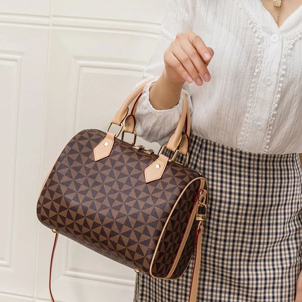 boston shoulder bags for women new plaid luxury crossbody shopper fashion vintage pu leather ladies female handbags
boston shoulder bags for women new plaid luxury crossbody shopper fashion vintage pu leather ladies female handbags