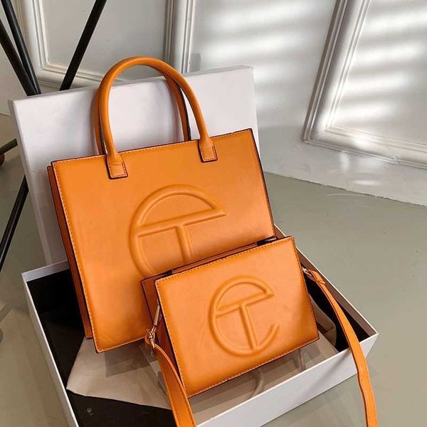 2023 new women's bag hand mother two-piece set single shoulder messenger bag woman s
2023 new women's bag hand mother two-piece set single shoulder messenger bag woman s