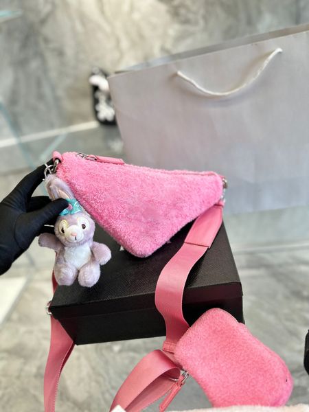 plush shoulder bag 2023 zipper purse triangle design furry crossbody bag designer bag luxury handbag 2-in-1 mini bag
plush shoulder bag 2023 zipper purse triangle design furry crossbody bag designer bag luxury handbag 2-in-1 mini bag