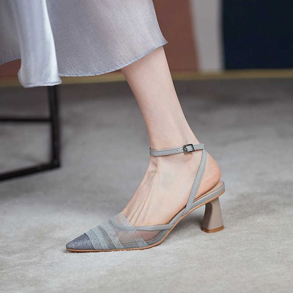 2022 summer new fashion casual women's high pointed toe mesh buckle thick heel outdoor sandals 0130, Black
2022 summer new fashion casual women's high pointed toe mesh buckle thick heel outdoor sandals 0130, Black