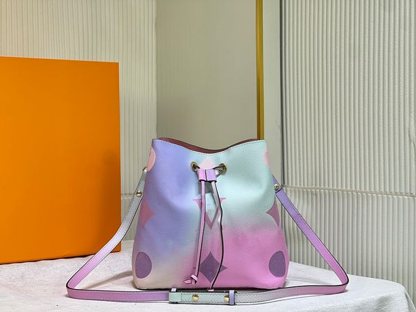 designer fashion quality women dinner bag handheld one shoulder luxury leather canvas round letter flower pattern one shoulder m44022 541136
designer fashion quality women dinner bag handheld one shoulder luxury leather canvas round letter flower pattern one shoulder m44022 541136