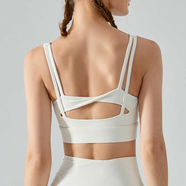lu-418 twist hollow yoga tank women underwear running fitness vest removable sports bra gym shirt, White;red
lu-418 twist hollow yoga tank women underwear running fitness vest removable sports bra gym shirt, White;red