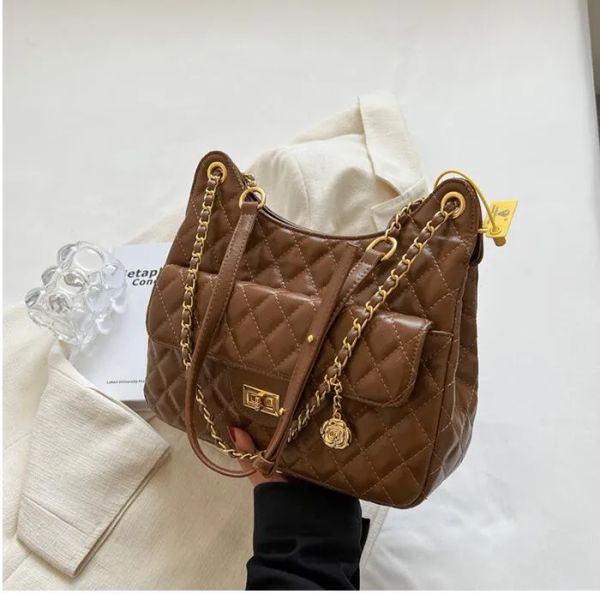 fashion designer woman bag brand women shoulder bags lady fashion luxurys handbags cross body famous designers leather female purse
fashion designer woman bag brand women shoulder bags lady fashion luxurys handbags cross body famous designers leather female purse