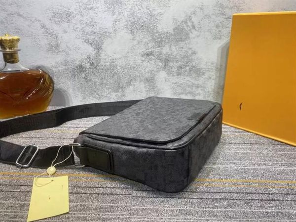 l districts pm crossbody messenger bag cross body eclipse canvas leather hobo shoulder purses totes designers luxurys mens handbag n41029 m4
l districts pm crossbody messenger bag cross body eclipse canvas leather hobo shoulder purses totes designers luxurys mens handbag n41029 m4