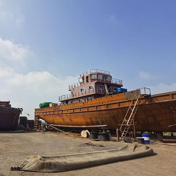 for details of professional services provided by manufacturers for various bulk carriers, please consult
for details of professional services provided by manufacturers for various bulk carriers, please consult