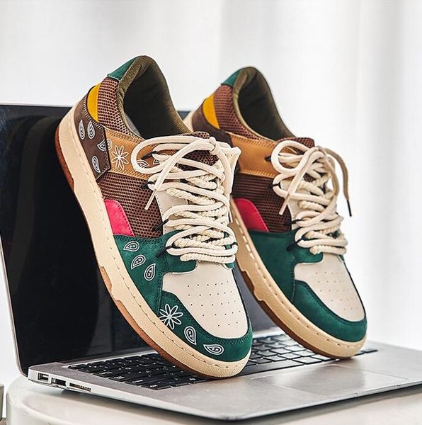 2023 new brand spring fashion men women casual shoes suede leather platform sneakers size:39-44, Black
2023 new brand spring fashion men women casual shoes suede leather platform sneakers size:39-44, Black