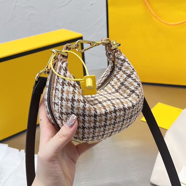 crescent shoulder wrist bag mini half moon wallet purse women underarm bags crossbody letter handbag pouch ladies handbags swallow gird meta
crescent shoulder wrist bag mini half moon wallet purse women underarm bags crossbody letter handbag pouch ladies handbags swallow gird meta