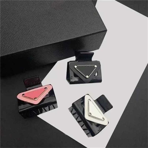 womens designer clamps hair clips hairclips metal triangle ladies hair clip with stamp women girl brand barrettes fashion hair accessories t, Slivery;white
womens designer clamps hair clips hairclips metal triangle ladies hair clip with stamp women girl brand barrettes fashion hair accessories t, Slivery;white
