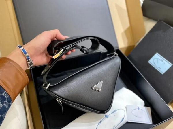 cc triangle bag genuineleather crossbody handbags plaid shoulder bags women handbag purse fashion zipper wallet genuine leather canvas inter
cc triangle bag genuineleather crossbody handbags plaid shoulder bags women handbag purse fashion zipper wallet genuine leather canvas inter
