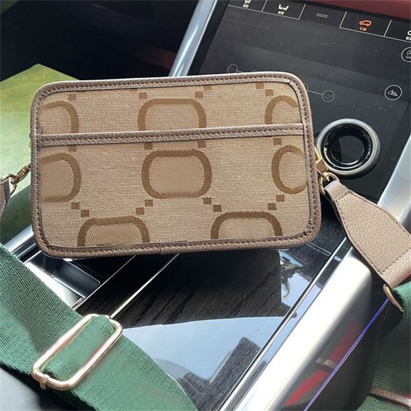 luxurys designers handbags postman canvas bags fashion women crossbody bag men classic vintage letter decoration camera bag
luxurys designers handbags postman canvas bags fashion women crossbody bag men classic vintage letter decoration camera bag