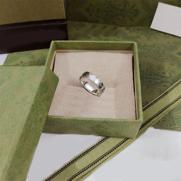 valentine day women men ring designer luxury rings wedding jewelry retro cjeweler fashion bee letter silver plated simple casual creative fe
valentine day women men ring designer luxury rings wedding jewelry retro cjeweler fashion bee letter silver plated simple casual creative fe