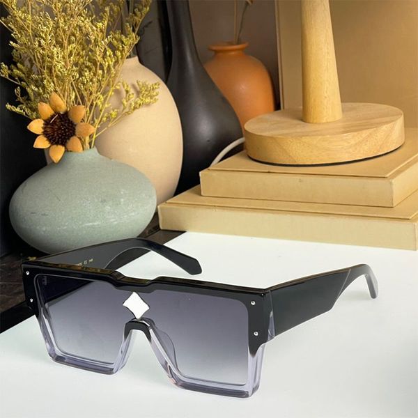 fashion sunglass cyclone sunglasses transparent z1547 gradient colouring frame flower compose four crystals composed big one-piece men glass, White;black
fashion sunglass cyclone sunglasses transparent z1547 gradient colouring frame flower compose four crystals composed big one-piece men glass, White;black
