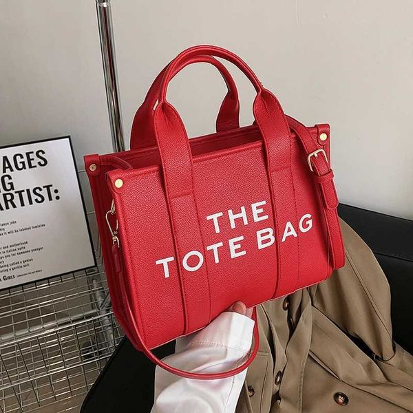 summer small and fresh handheld crossbody bag women's 2023 fashion new style simple one shoulder tote
summer small and fresh handheld crossbody bag women's 2023 fashion new style simple one shoulder tote