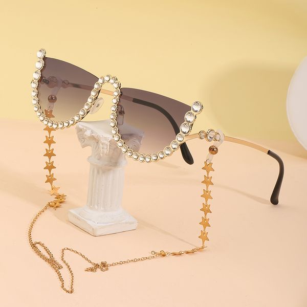 fashion classic designer sunglasses for men women luxury polarized pilot sun glasses pearl with chain uv400 eyewear pc frame polaroid lens 3, White;black
fashion classic designer sunglasses for men women luxury polarized pilot sun glasses pearl with chain uv400 eyewear pc frame polaroid lens 3, White;black