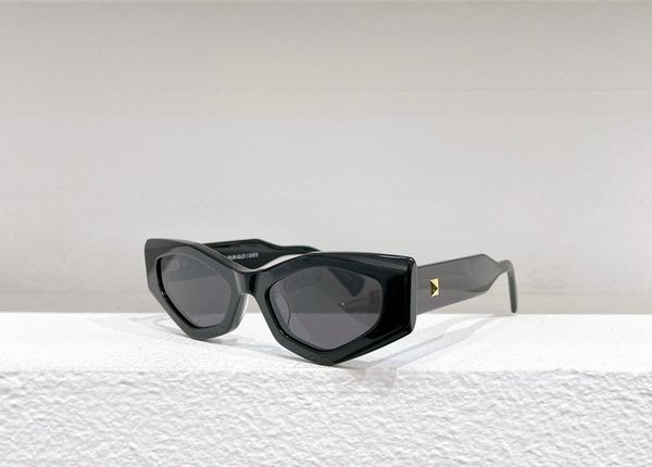 men sunglasses for women latest selling fashion sun glasses mens sunglass gafas de sol glass uv400 lens with random matching 101a, White;black
men sunglasses for women latest selling fashion sun glasses mens sunglass gafas de sol glass uv400 lens with random matching 101a, White;black