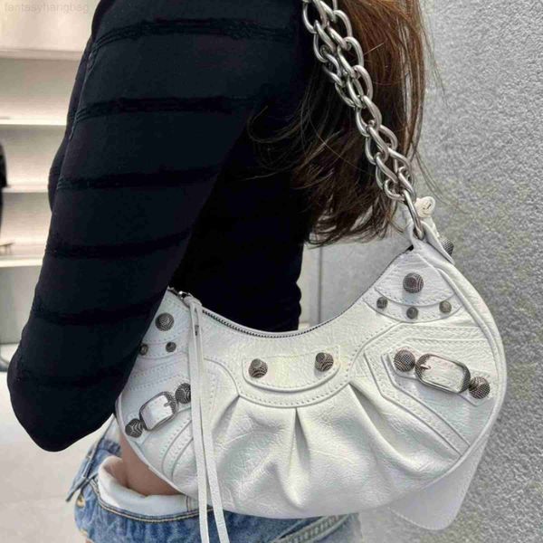 le cagole le cagole crocodile pattern motorcycle bag tassels shoulder messenger bag neo classic city print leather designers luxury crossbod
le cagole le cagole crocodile pattern motorcycle bag tassels shoulder messenger bag neo classic city print leather designers luxury crossbod