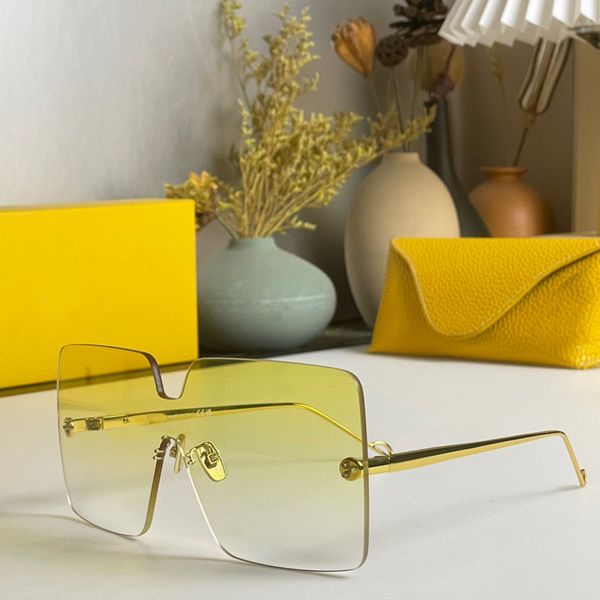 womens sunglasses for women men sun glasses mens fashion style protects eyes uv400 lens with random box and case 40072, White;black
womens sunglasses for women men sun glasses mens fashion style protects eyes uv400 lens with random box and case 40072, White;black