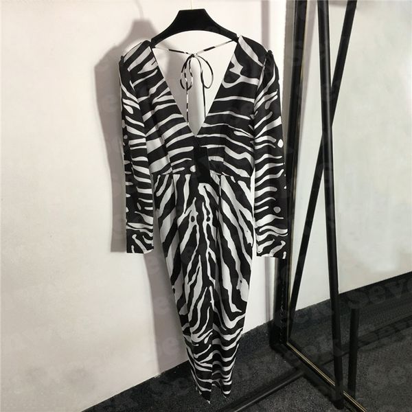 deep v dresses womens striped print fashion long skirts vacation summer dress for female, Black;gray
deep v dresses womens striped print fashion long skirts vacation summer dress for female, Black;gray