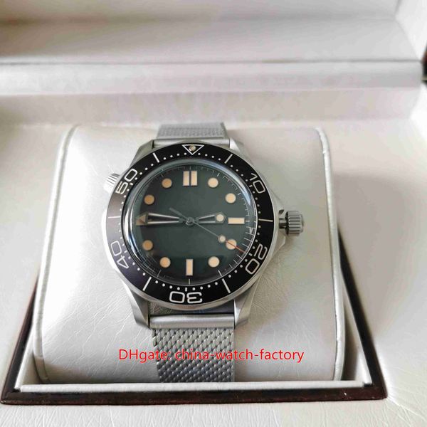 or factory mens watch super quality 42mm james bond 007 300m luminova watches titanium no time to die cal.8806 movement mechanical automatic, Slivery;brown
or factory mens watch super quality 42mm james bond 007 300m luminova watches titanium no time to die cal.8806 movement mechanical automatic, Slivery;brown