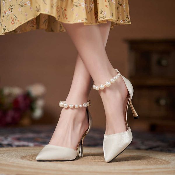 spring new high heels women's slim heels small buckle pearl sandals women's single shoes large, Black
spring new high heels women's slim heels small buckle pearl sandals women's single shoes large, Black