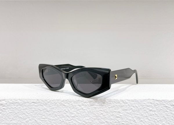 black grey cateye shape studed sunglasses for women sunnies designer sunglasses sun glasses shades outdoor uv400 eyewear with box, White;black
black grey cateye shape studed sunglasses for women sunnies designer sunglasses sun glasses shades outdoor uv400 eyewear with box, White;black