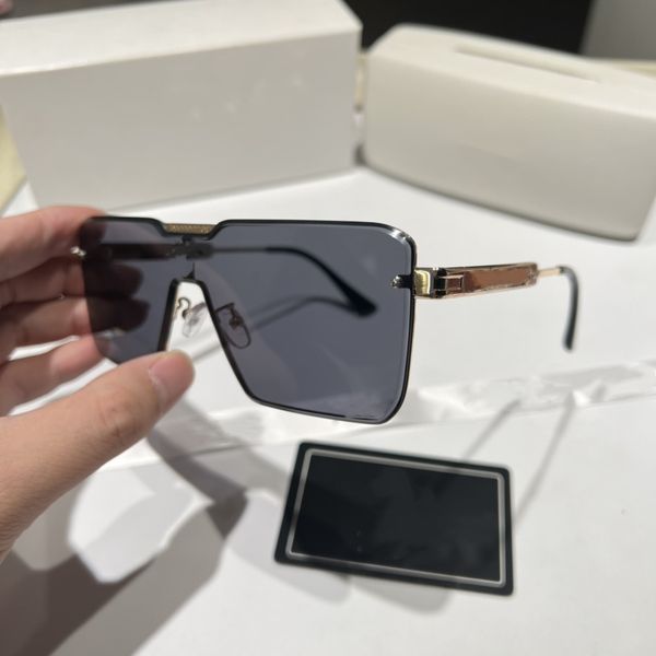 fashion summer beach sunglasses luxury designer woman overszie goggle sun glasses for women uv400 with gift box 8830, White;black
fashion summer beach sunglasses luxury designer woman overszie goggle sun glasses for women uv400 with gift box 8830, White;black