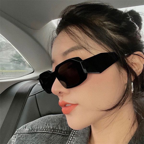 irregular eyeglass fashion full frame designer 17w glasses polarized luxury lady summer glasses with box 2023, White;black
irregular eyeglass fashion full frame designer 17w glasses polarized luxury lady summer glasses with box 2023, White;black