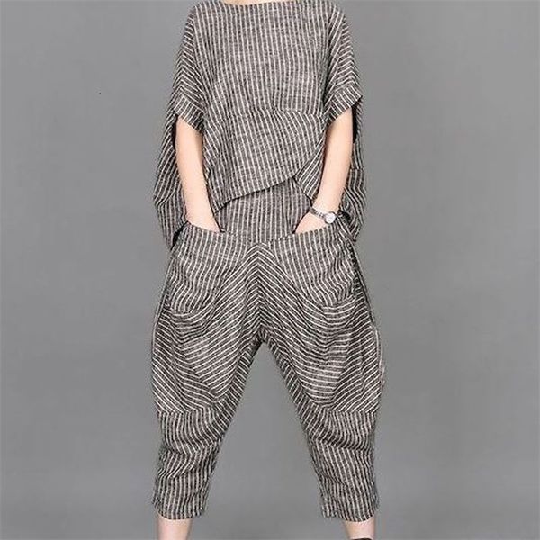women's tshirt summer suits retro art stripe short sleeve tshirt loose knickerbockers casual pants two piece sets 230130, White
women's tshirt summer suits retro art stripe short sleeve tshirt loose knickerbockers casual pants two piece sets 230130, White