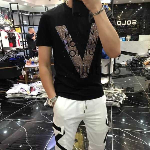 men's t-shirts men's t-shirts 2022 new mercerized cotton v-pattern rhinestone designer male slim casual tees black white fashion t, White;black
men's t-shirts men's t-shirts 2022 new mercerized cotton v-pattern rhinestone designer male slim casual tees black white fashion t, White;black