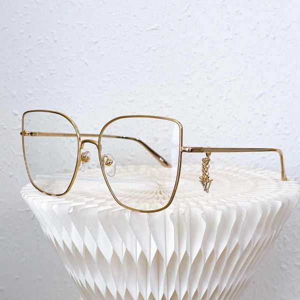fashion lou vut cool sunglasses prescription glasses frame caddis eyewear womens design with golden letter pendant cat eye square model retr, White;black
fashion lou vut cool sunglasses prescription glasses frame caddis eyewear womens design with golden letter pendant cat eye square model retr, White;black