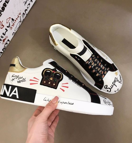 quality men women crown sneakers shoes comfortable dress calfskin nappa white black casual breathable low outdoor sports
quality men women crown sneakers shoes comfortable dress calfskin nappa white black casual breathable low outdoor sports