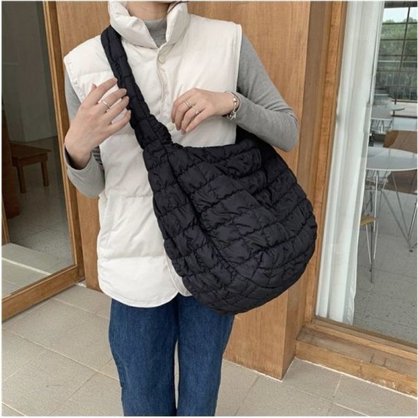 evening bags casual big capacity shoulder luxury women designer handbag fashion space cotton nylon crossbody bag tote lady shopper pack 2301
evening bags casual big capacity shoulder luxury women designer handbag fashion space cotton nylon crossbody bag tote lady shopper pack 2301