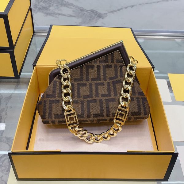 bags designer women bag luxurys handbags cloud bag shoulder bag womens chain crossbody handbag ladies fashion classic letter coin purse
bags designer women bag luxurys handbags cloud bag shoulder bag womens chain crossbody handbag ladies fashion classic letter coin purse