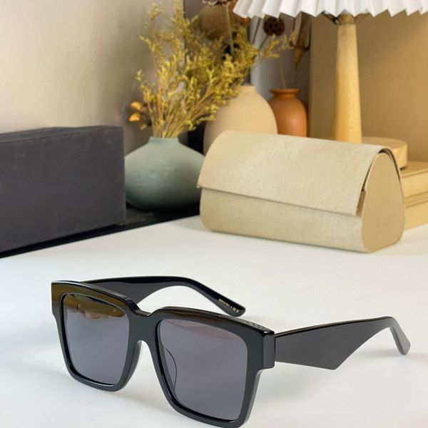 womens sunglasses for women men sun glasses mens fashion style protects eyes uv400 lens with random box and case 4436, White;black
womens sunglasses for women men sun glasses mens fashion style protects eyes uv400 lens with random box and case 4436, White;black
