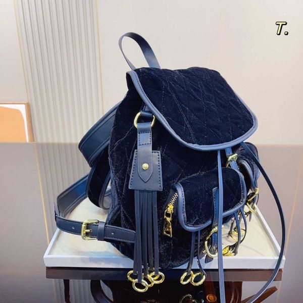 evening bags 2023 commuting brand new high-capacity backpack triangular parachute rhombus velvet embroidered schoolbag travel women's b
evening bags 2023 commuting brand new high-capacity backpack triangular parachute rhombus velvet embroidered schoolbag travel women's b