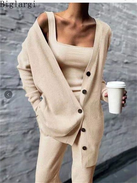 women's tracksuits spring autumn casual 3 piece set loose knitted cardigan and vest pant sets modis fashion ladies knit pants suit 2301, Gray
women's tracksuits spring autumn casual 3 piece set loose knitted cardigan and vest pant sets modis fashion ladies knit pants suit 2301, Gray