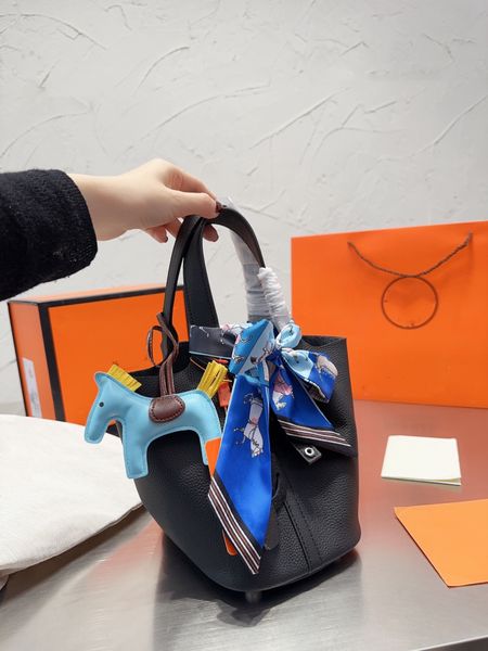 evening bags large 5a real leather new shoulder bags bucket bag women shopping bag high-quality cross body with lock picotin handbag with si
evening bags large 5a real leather new shoulder bags bucket bag women shopping bag high-quality cross body with lock picotin handbag with si