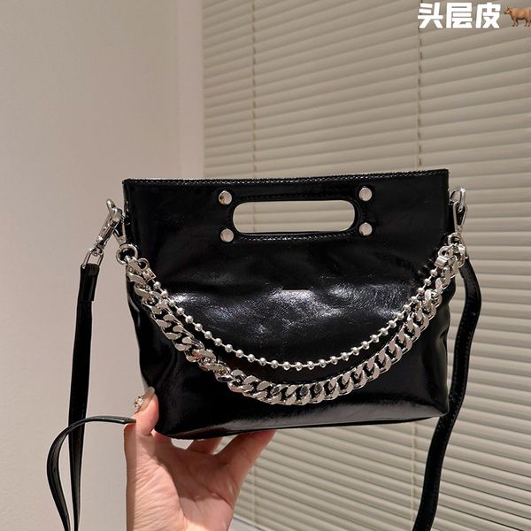 2023 early spring new style handbag first layer of skin channel shoulder bag womens bags crossbody purse handbags designers leather handbag
2023 early spring new style handbag first layer of skin channel shoulder bag womens bags crossbody purse handbags designers leather handbag