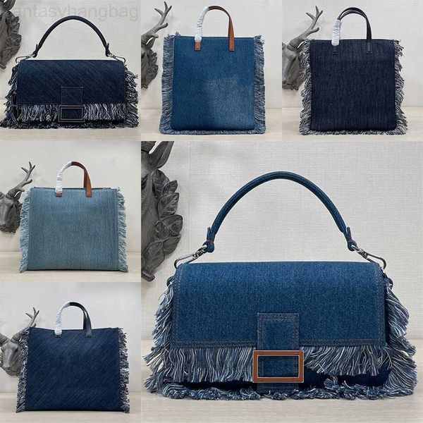 fendace ff denim baguette bag flap magnetic buckle closure crossbody designer women men totes hardware blue shoulder bag tote purse
fendace ff denim baguette bag flap magnetic buckle closure crossbody designer women men totes hardware blue shoulder bag tote purse