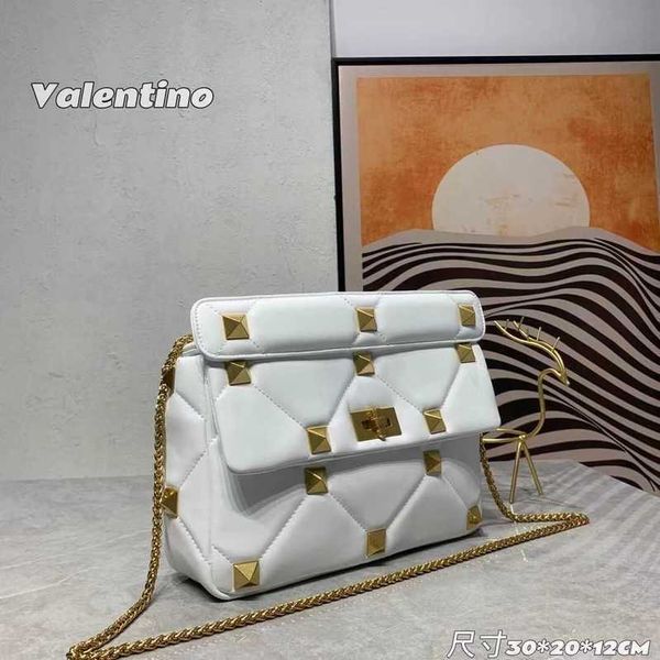 handbag rivet designer bags luxurys punk portable shoulder crossbody new chain i2u3
handbag rivet designer bags luxurys punk portable shoulder crossbody new chain i2u3