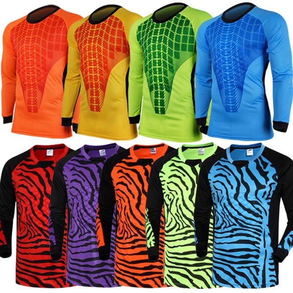 outdoor tshirts padding soccer goalkeeper jerseys shirts mens survetement football training jersey suit sports custom goal keeper uniforms 2, Gray;blue
outdoor tshirts padding soccer goalkeeper jerseys shirts mens survetement football training jersey suit sports custom goal keeper uniforms 2, Gray;blue